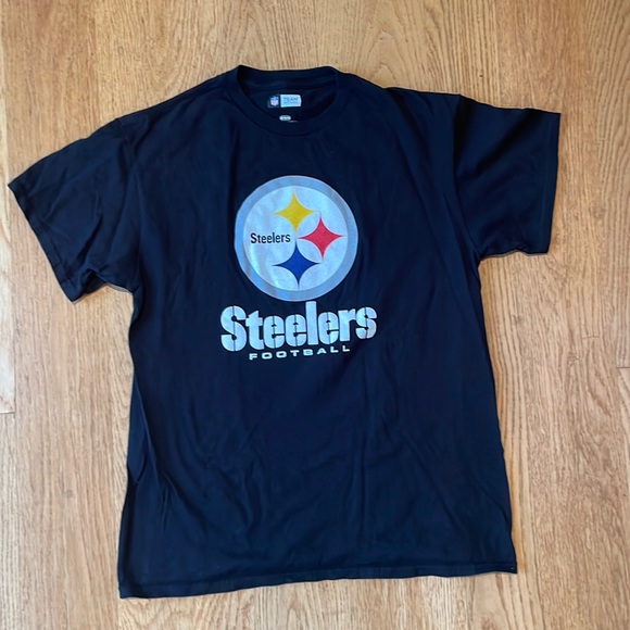 NFL Other - Steelers short sleeve T-shirt, men’s M